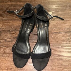 Amazon Essentials Black Ankle Strap Heeled Sandals